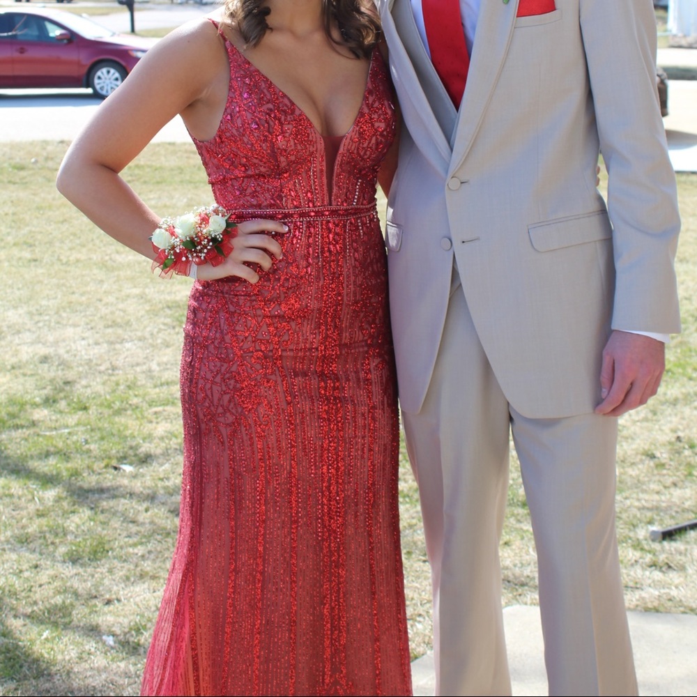 Ellie Wilde prom dress